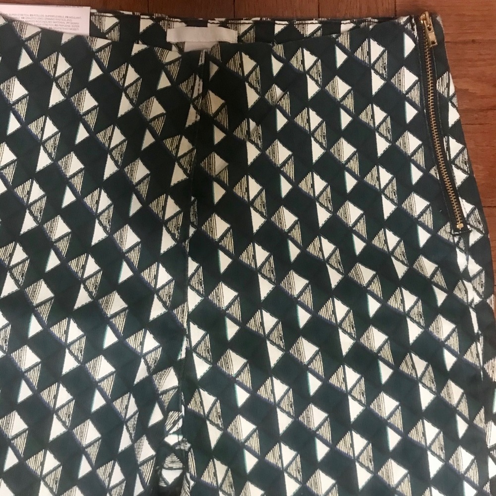 NWT High-Waisted Skinny Leg Ankle-Length Slacks - Picture 3 of 4